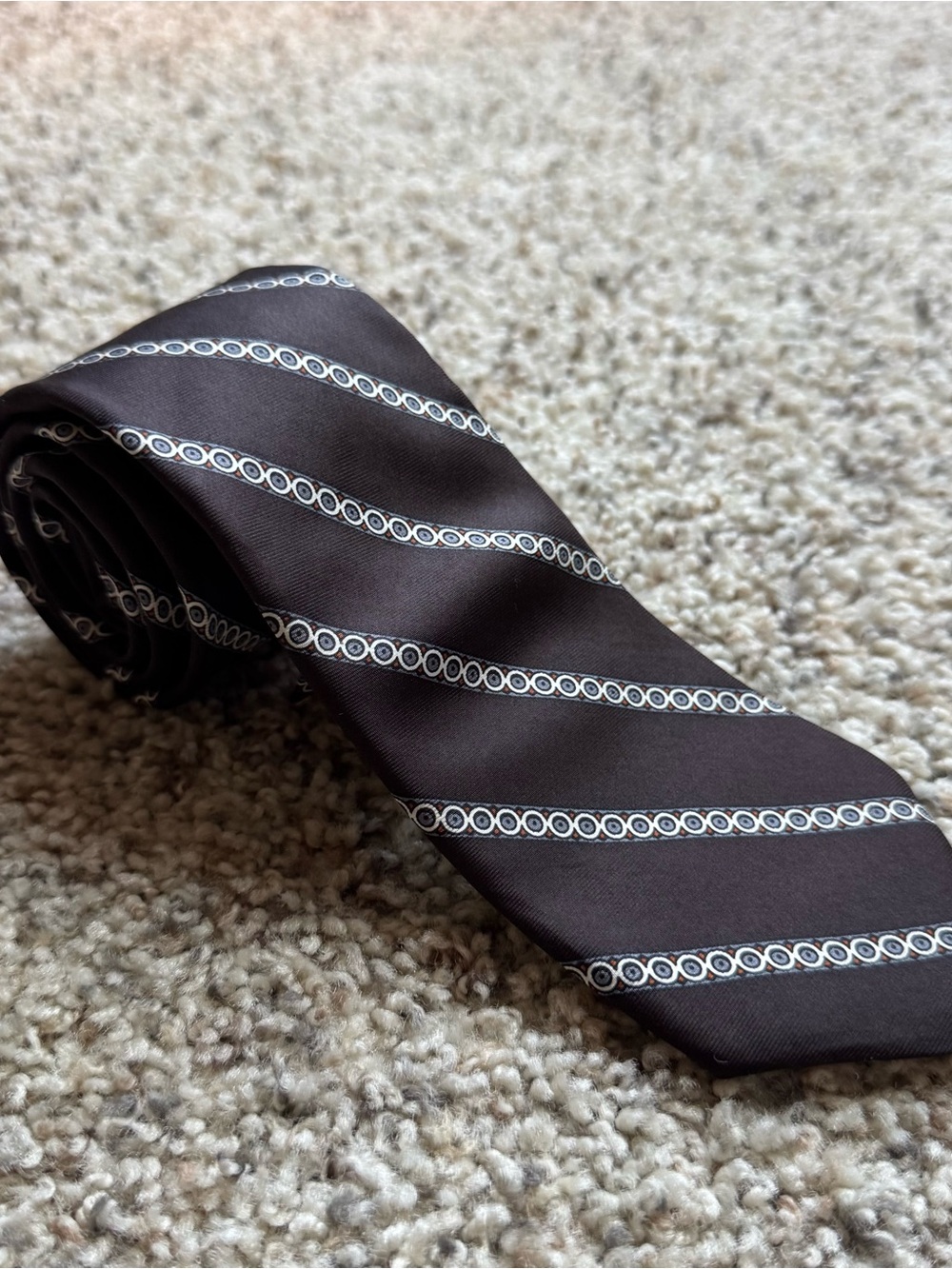 Yves Saint Laurent Men’s Silk Tie Brown/White Striped Woven Pointed Classic